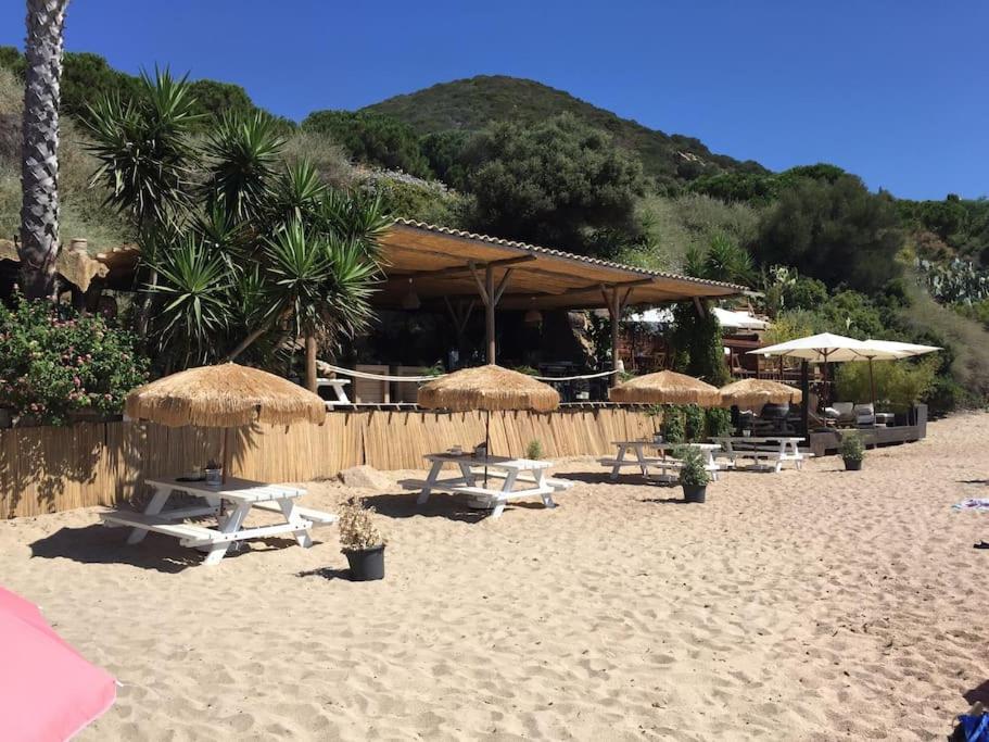 F2 Vue Mer Dans Residence Avec Piscine Ajaccio  Exteriör bild