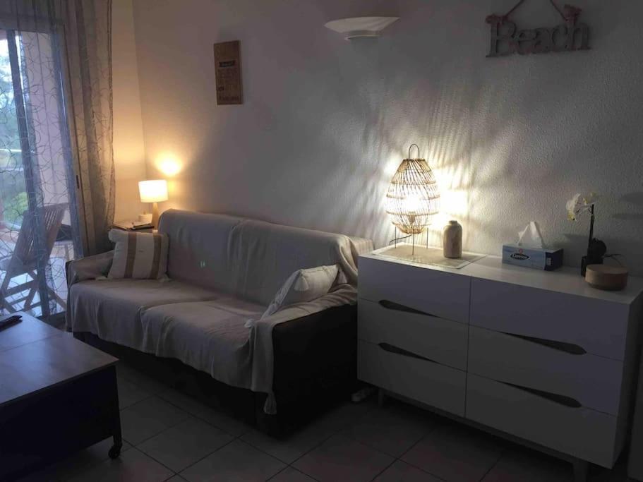 F2 Vue Mer Dans Residence Avec Piscine Ajaccio  Exteriör bild
